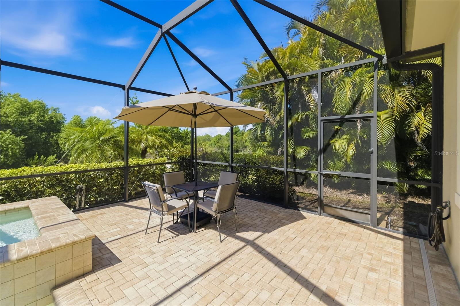 SARASOTA NATIONAL - Residential