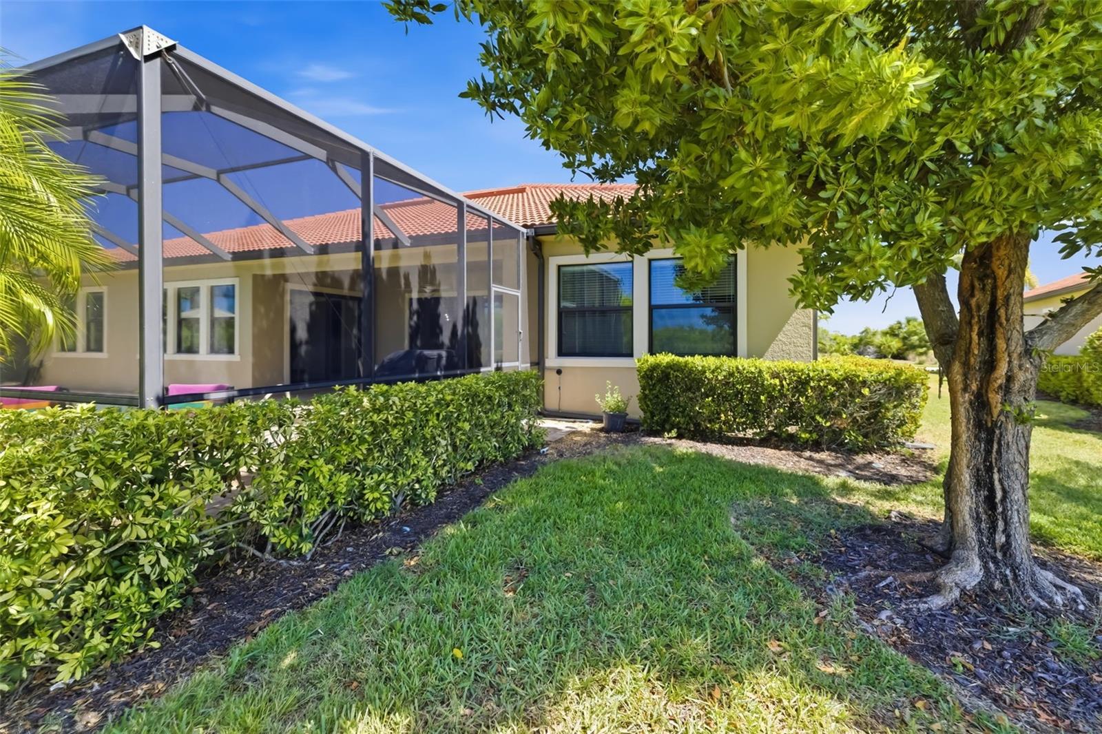 SARASOTA NATIONAL - Residential