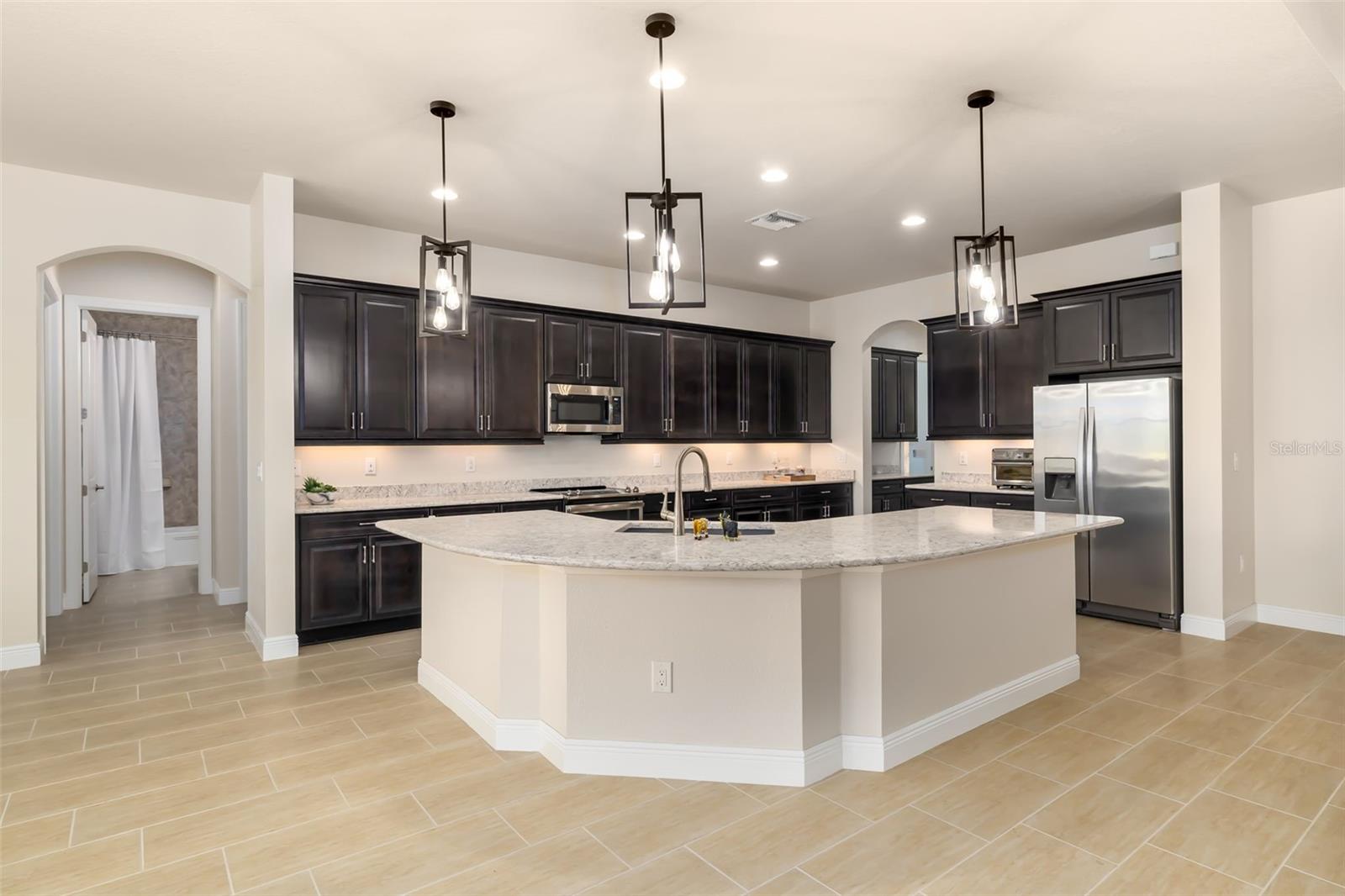 SARASOTA NATIONAL - Residential