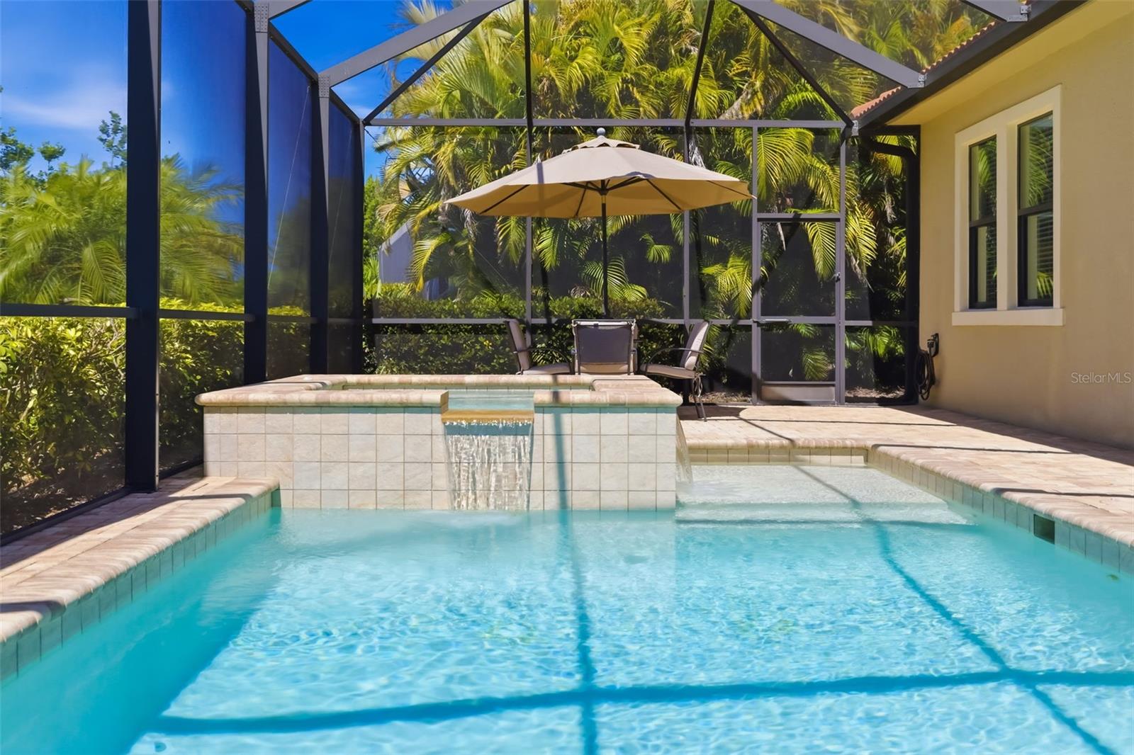 SARASOTA NATIONAL - Residential