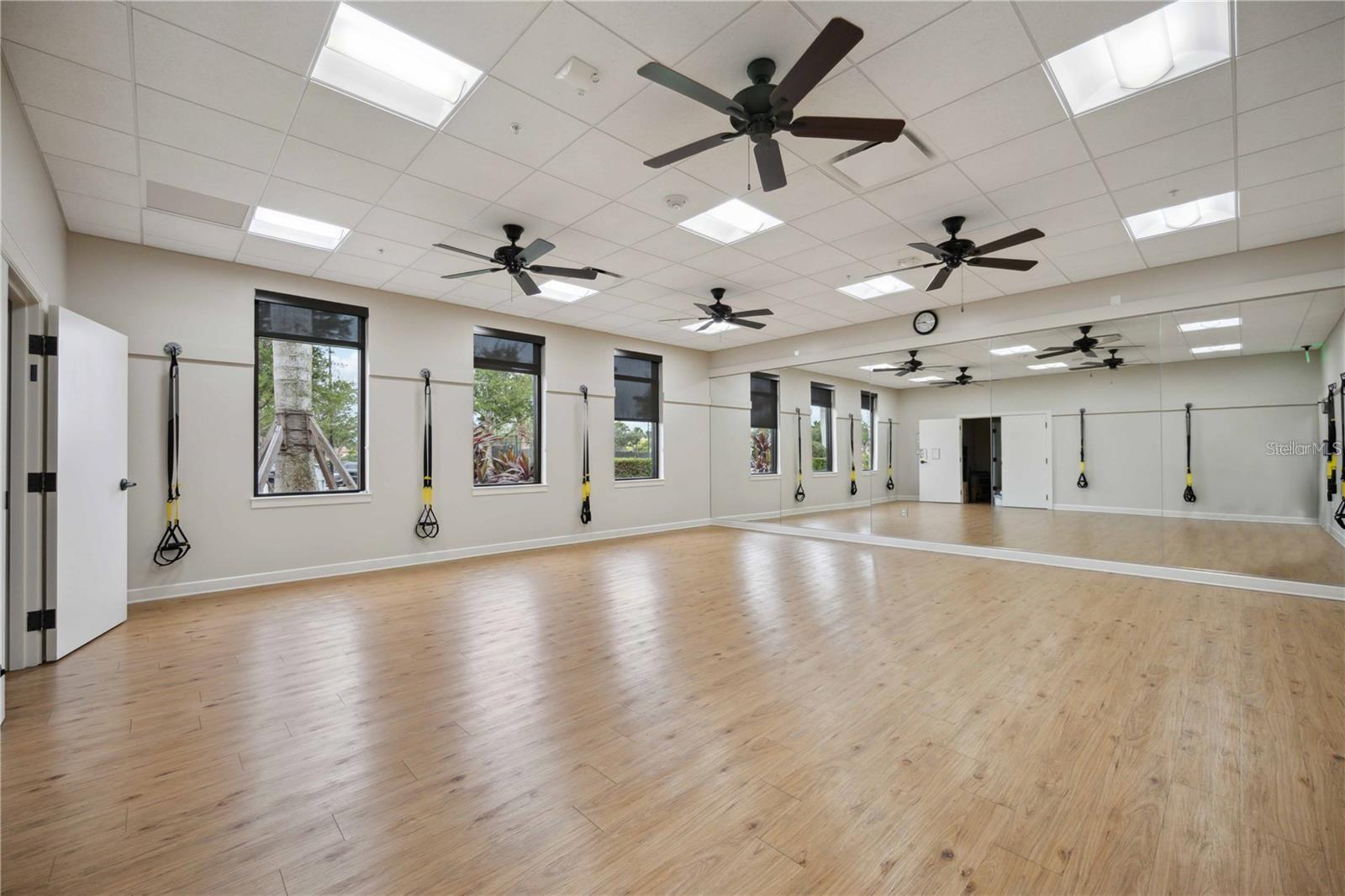 SARASOTA NATIONAL - Residential