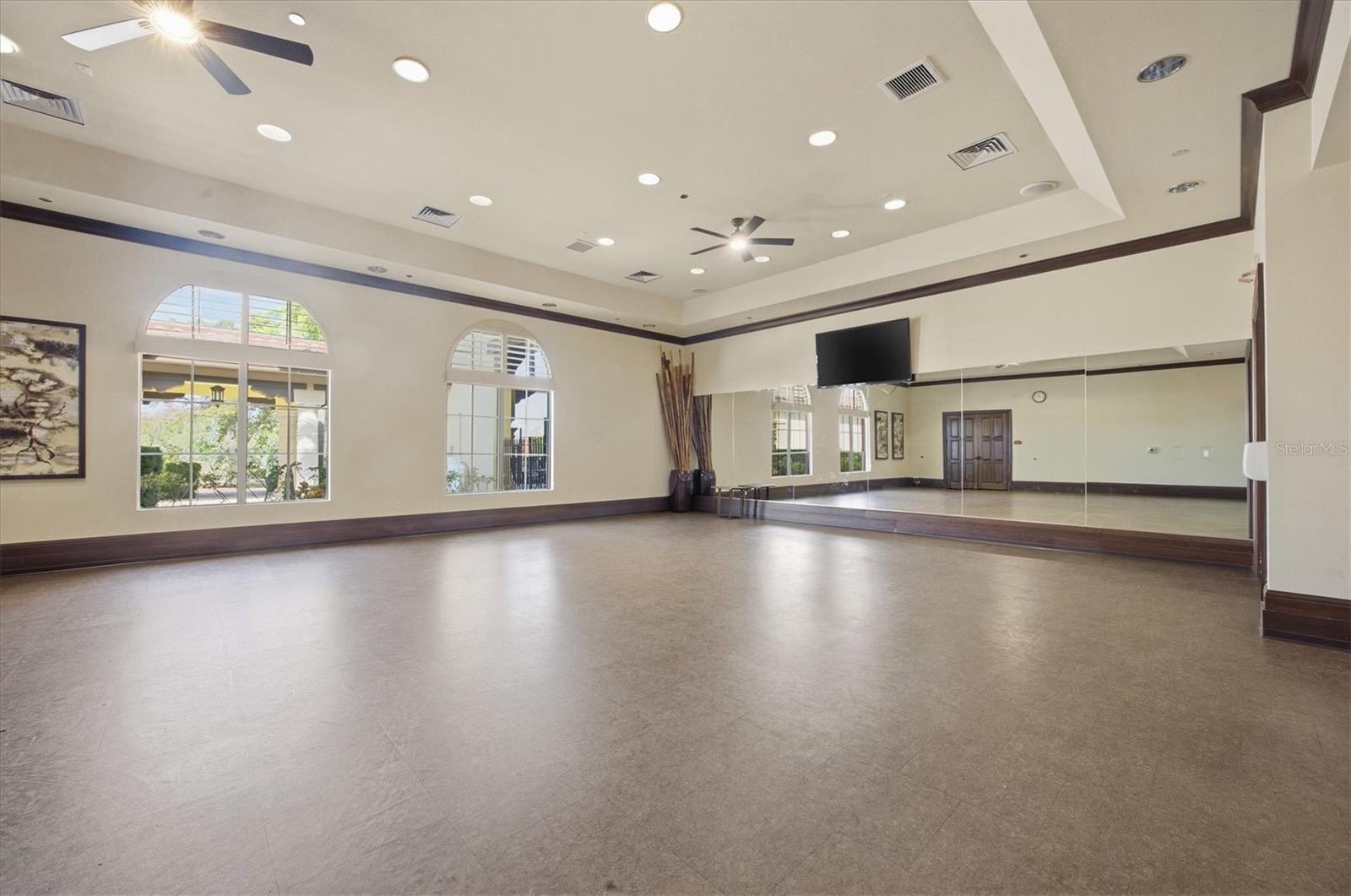 GRAN PARADISO PH 1 - Residential