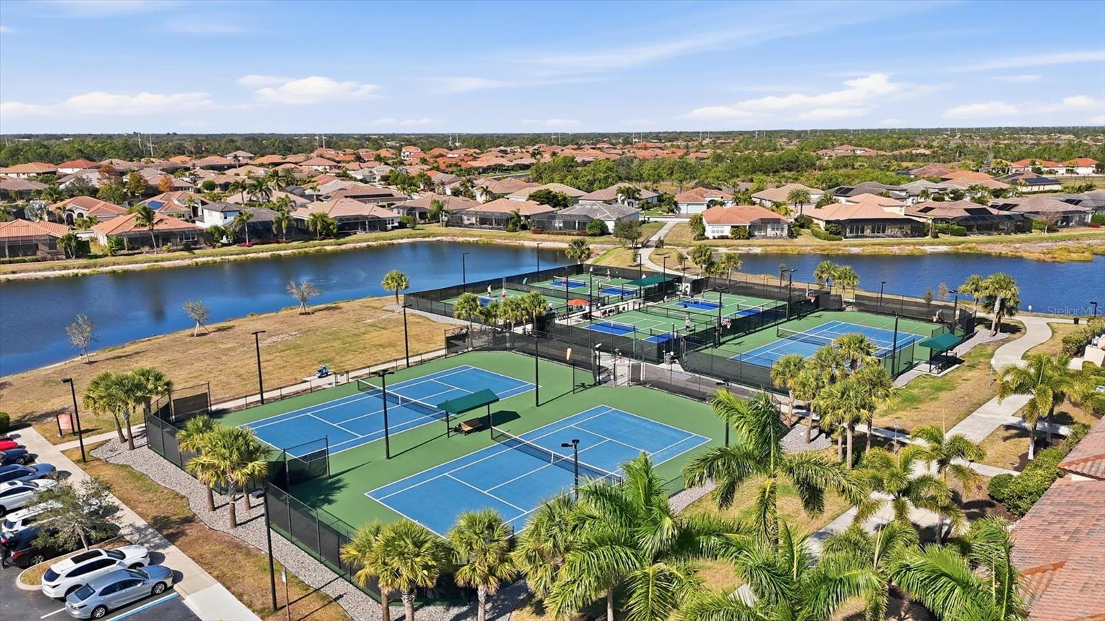 GRAN PARADISO PH 1 - Residential