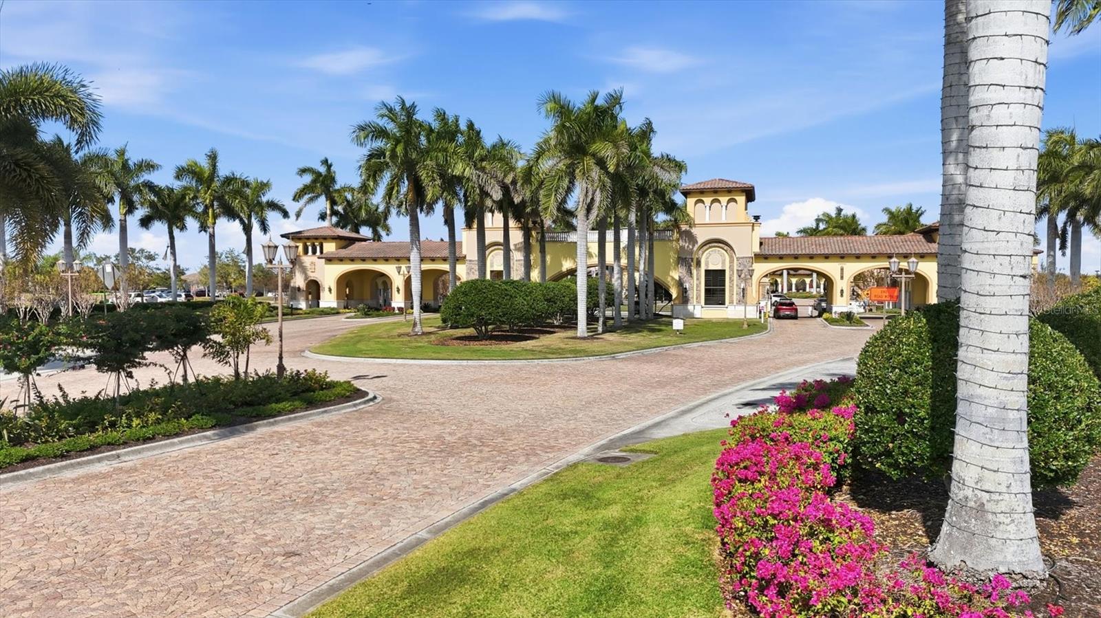 GRAN PARADISO PH 1 - Residential