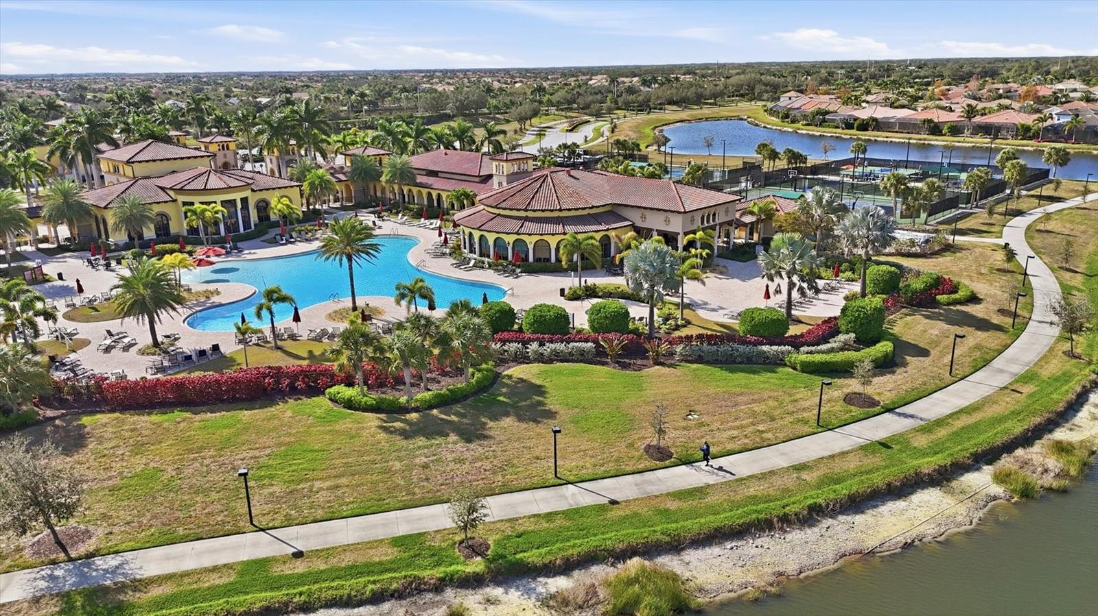 GRAN PARADISO PH 1 - Residential