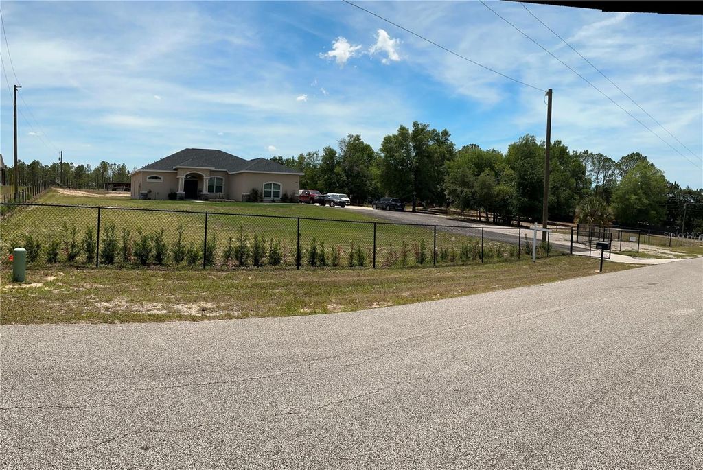 Photo of 13262 Crowell Road, Brooksville, FL 34613 (MLS # TB8505001)