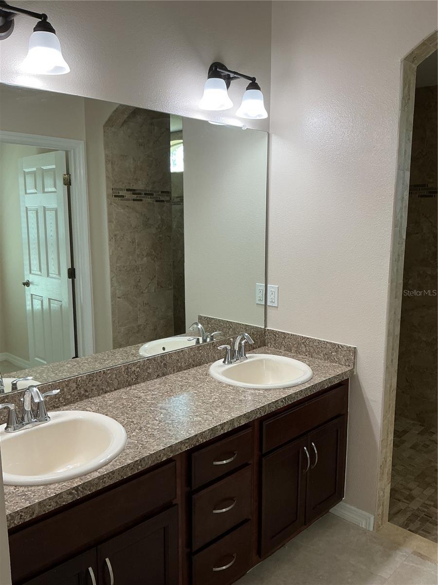 CROWELL ACRES - Residential