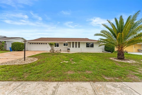 Photo of 1406 Seton Hall Drive, Sun City Center, FL 33573 (MLS # TB8537049)