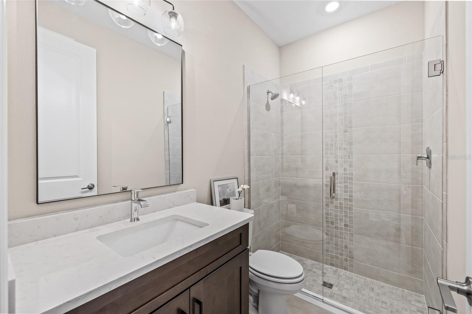 TIBURON - Residential