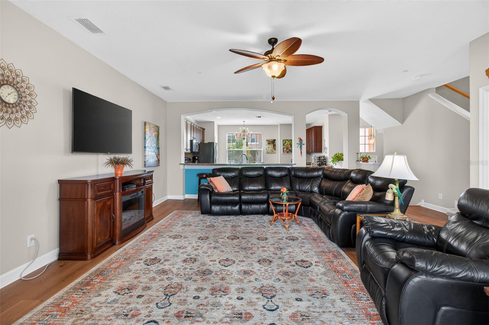 SEMINOLE ISLE TWNHMS - Residential