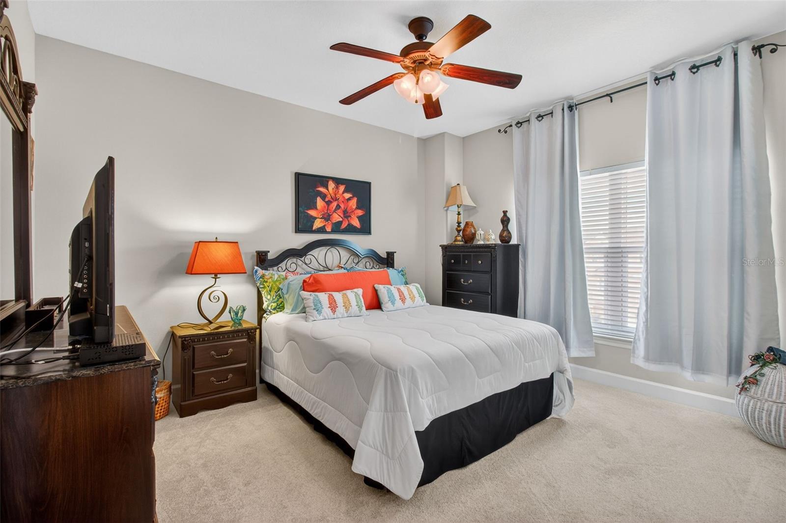 SEMINOLE ISLE TWNHMS - Residential