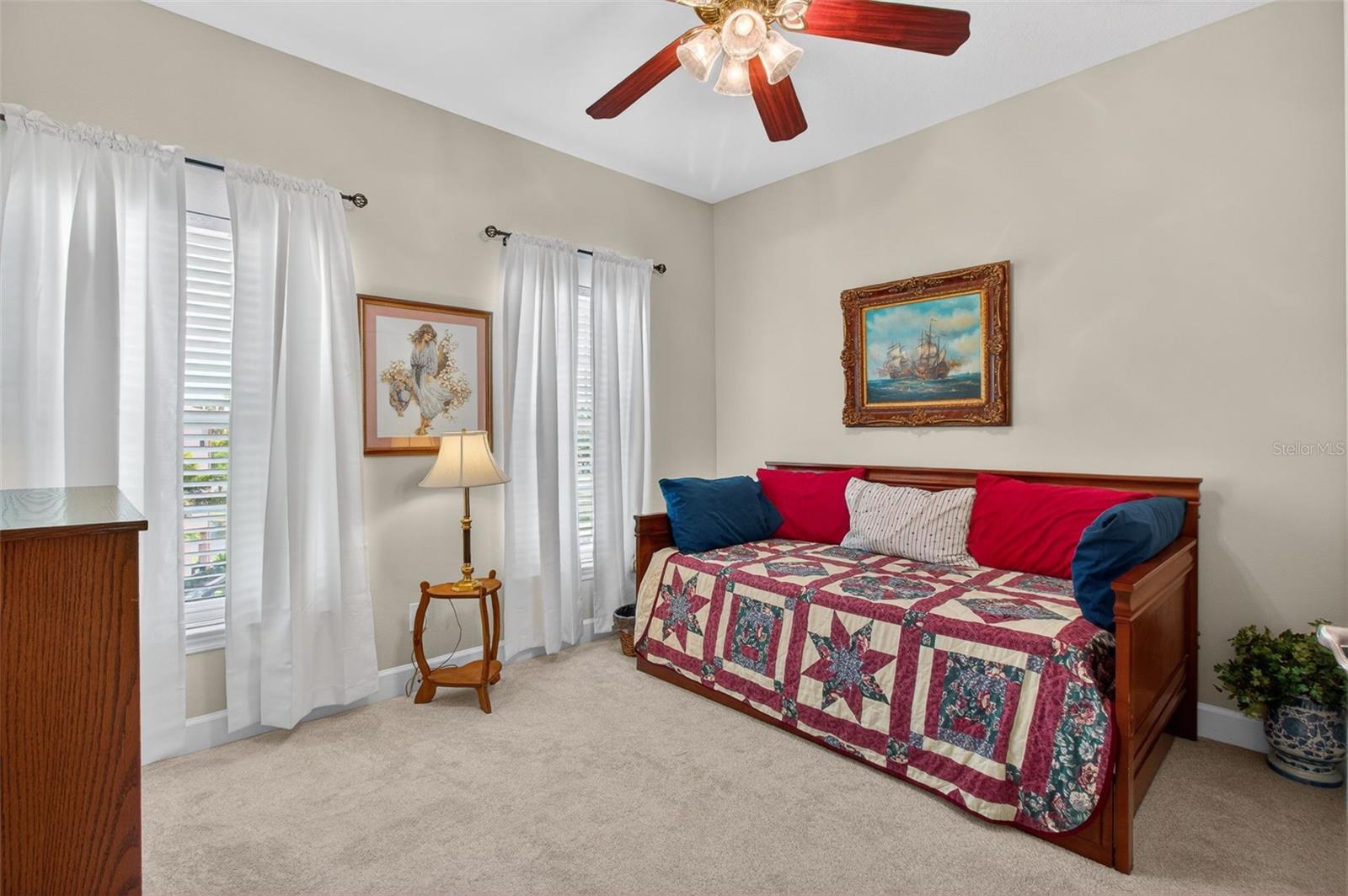 SEMINOLE ISLE TWNHMS - Residential