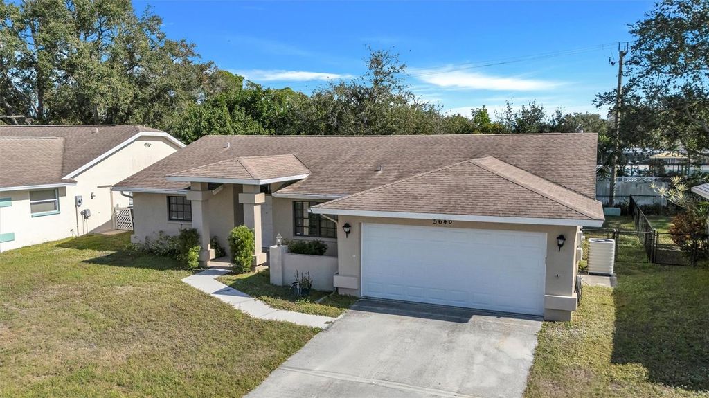 Photo of 5646 29th Street Circle E, Bradenton, FL 34203 (MLS # A4678256)