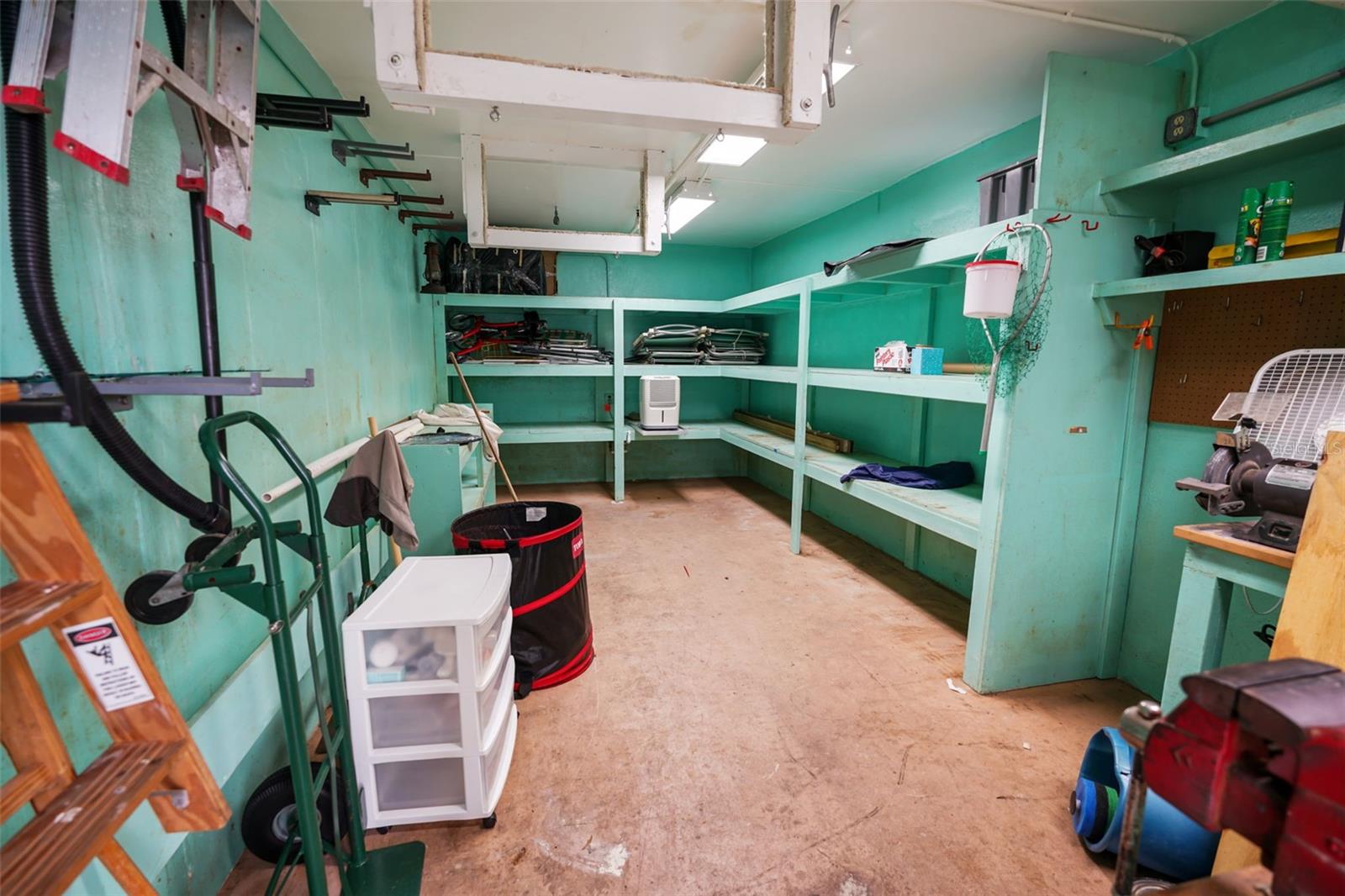 GULF ISLAND BEACH TENNIS - Residential