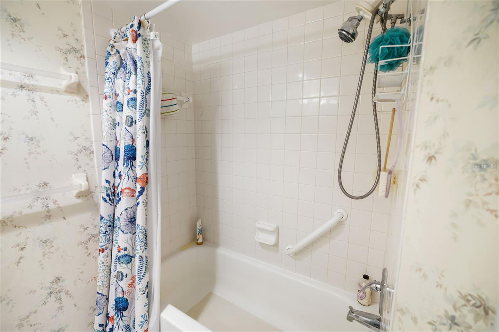 GULF ISLAND BEACH TENNIS - Residential