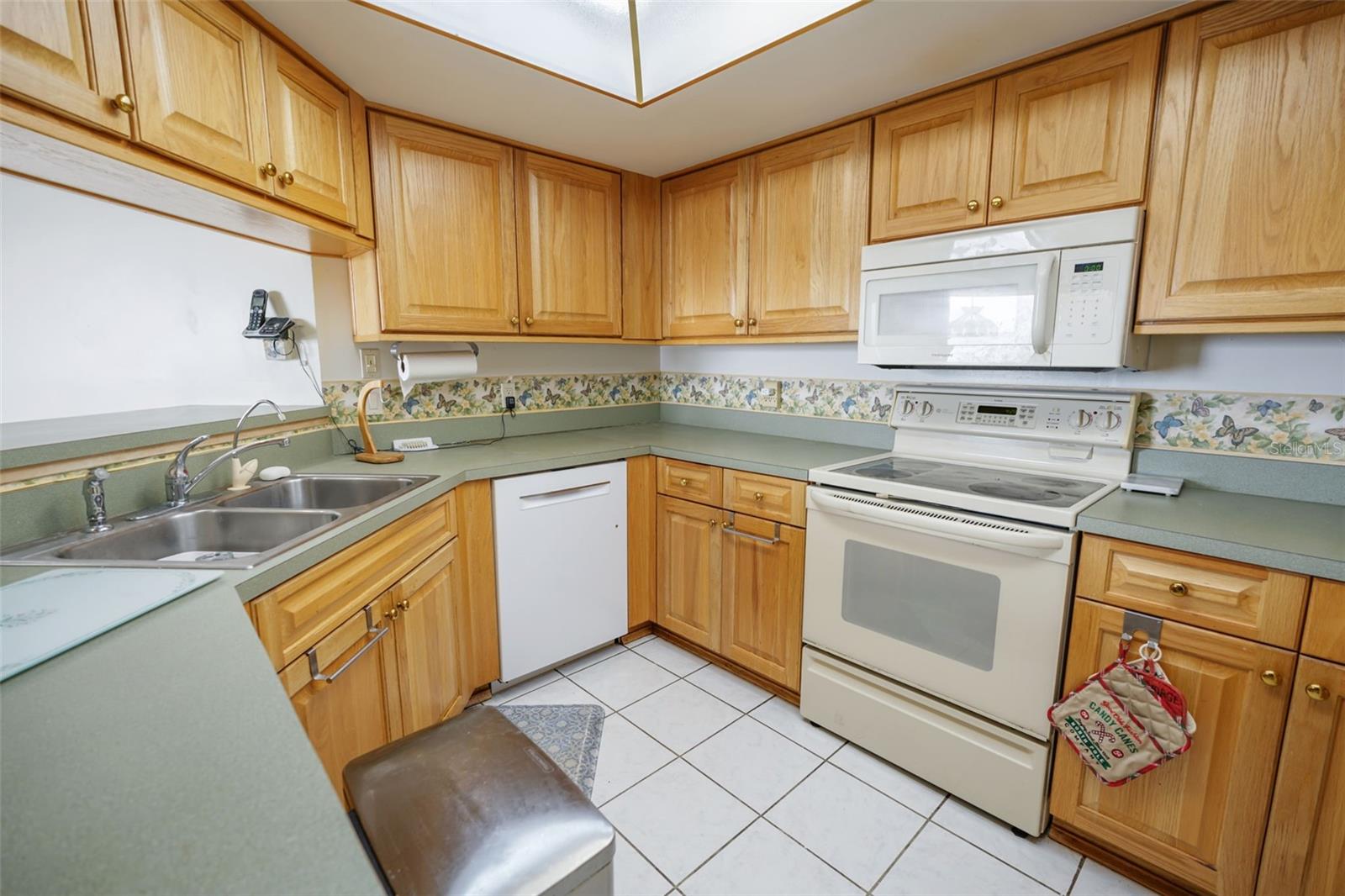 GULF ISLAND BEACH TENNIS - Residential