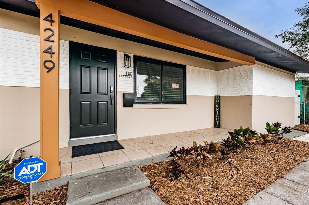 Photo of 4249 8th Avenue N, St Petersburg, FL 33713 (MLS # TB8462781)