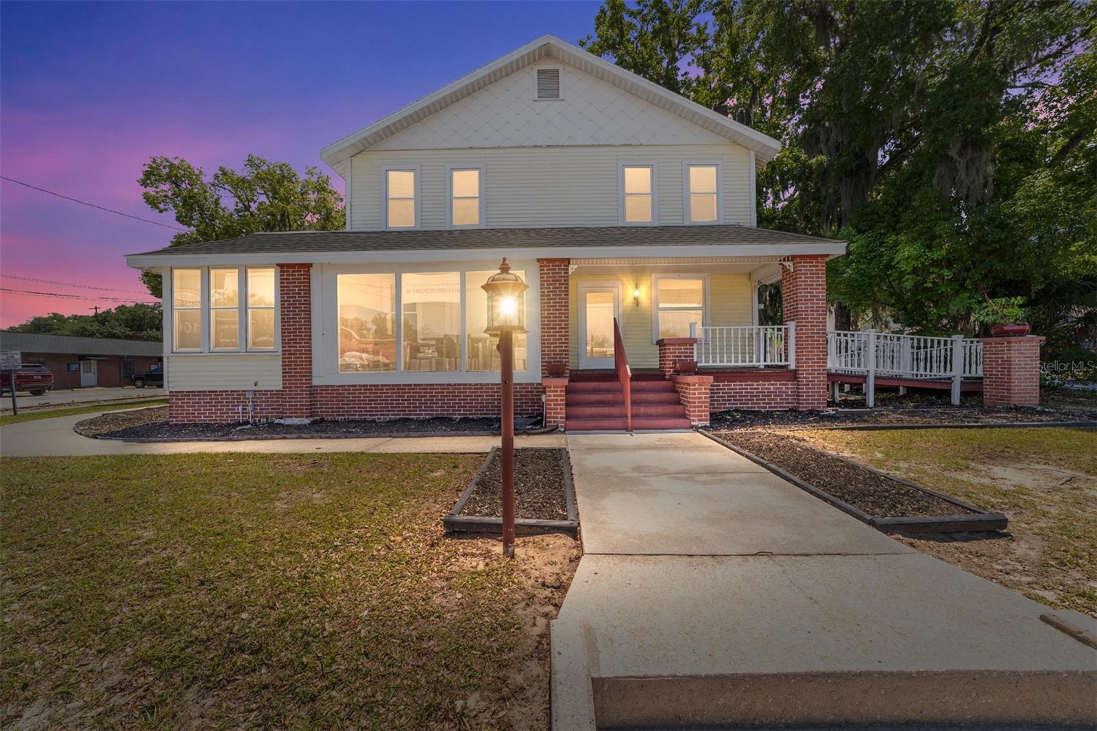 HOMESTEAD - Commercial Sale