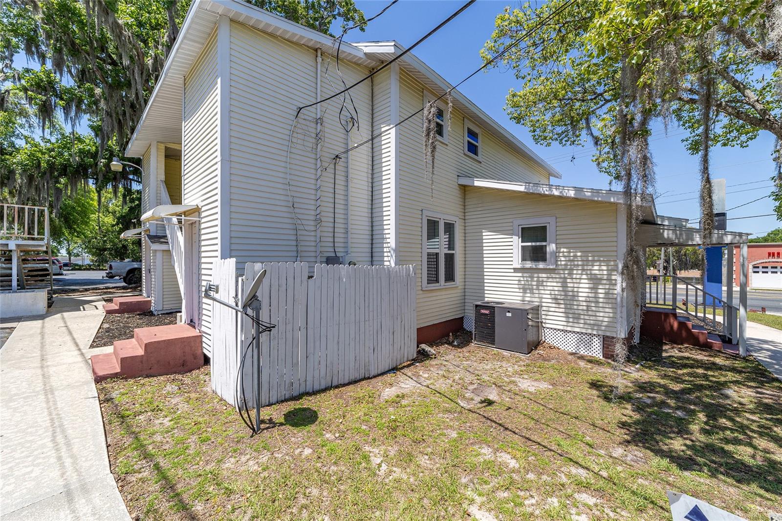 HOMESTEAD - Commercial Sale