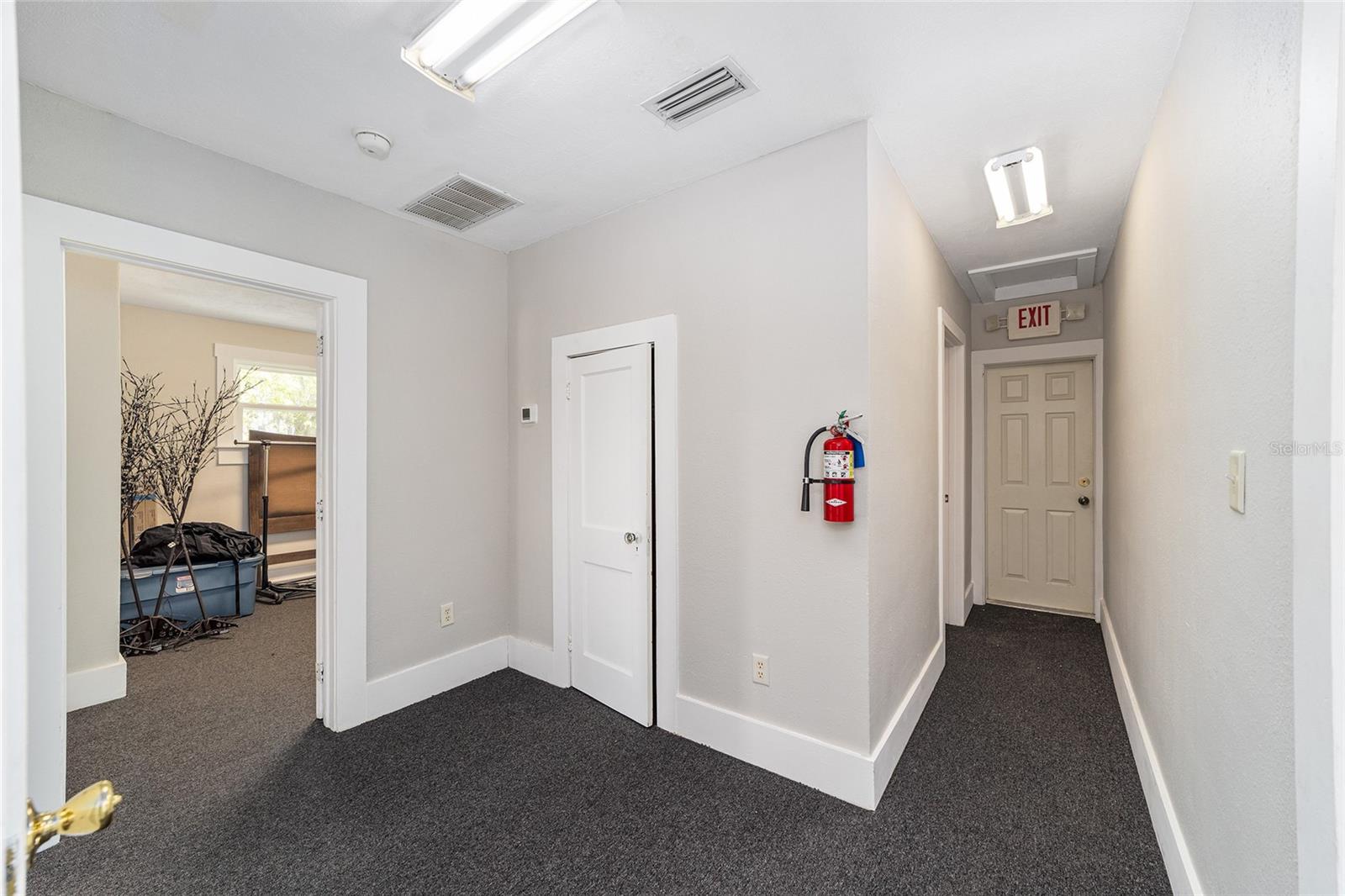 HOMESTEAD - Commercial Sale