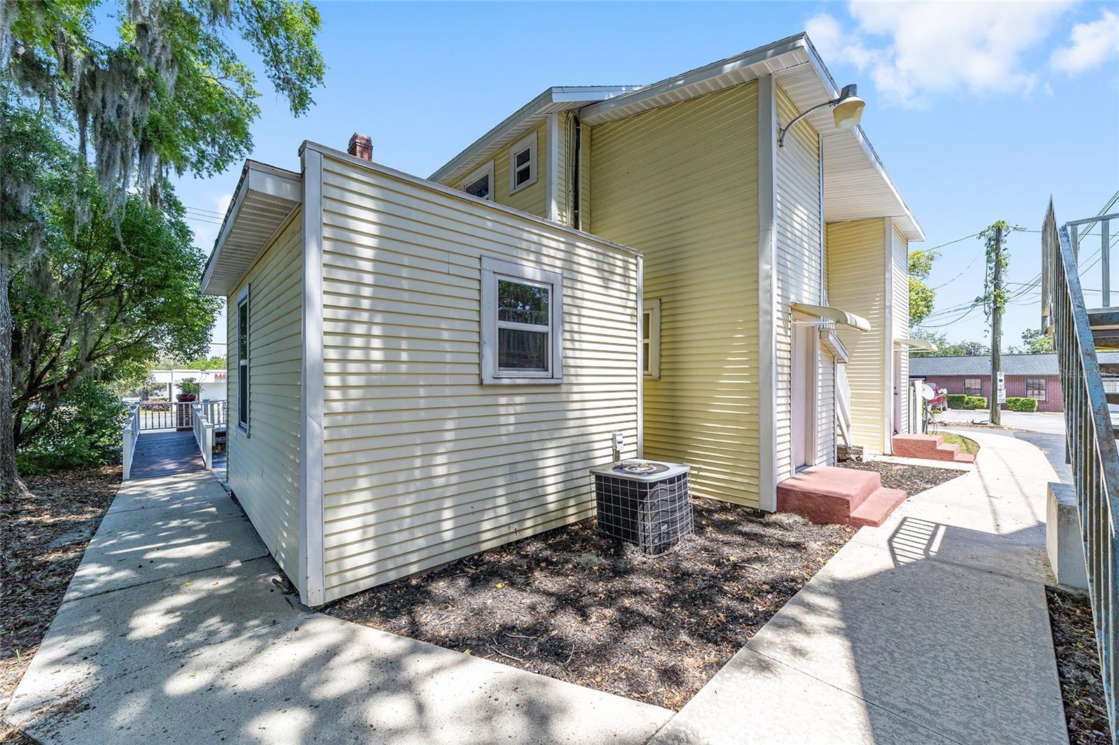 HOMESTEAD - Commercial Sale