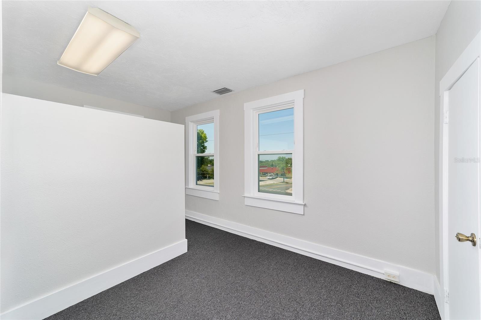 HOMESTEAD - Commercial Sale