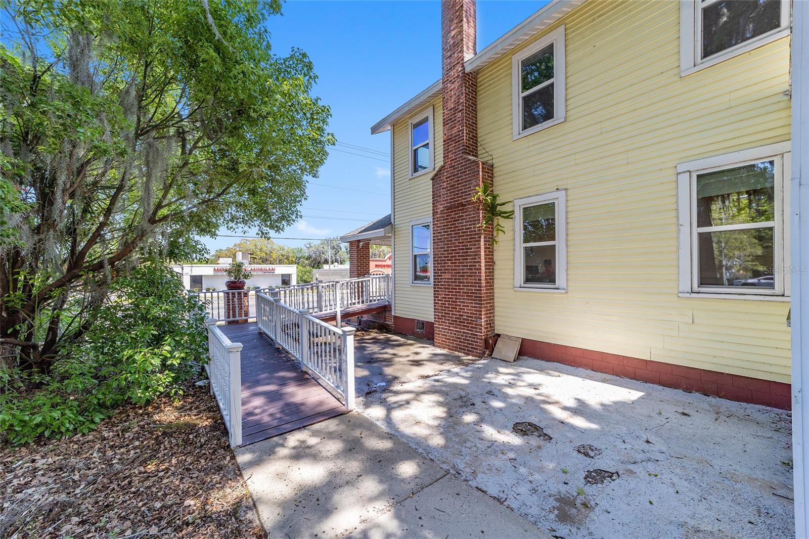 HOMESTEAD - Commercial Sale