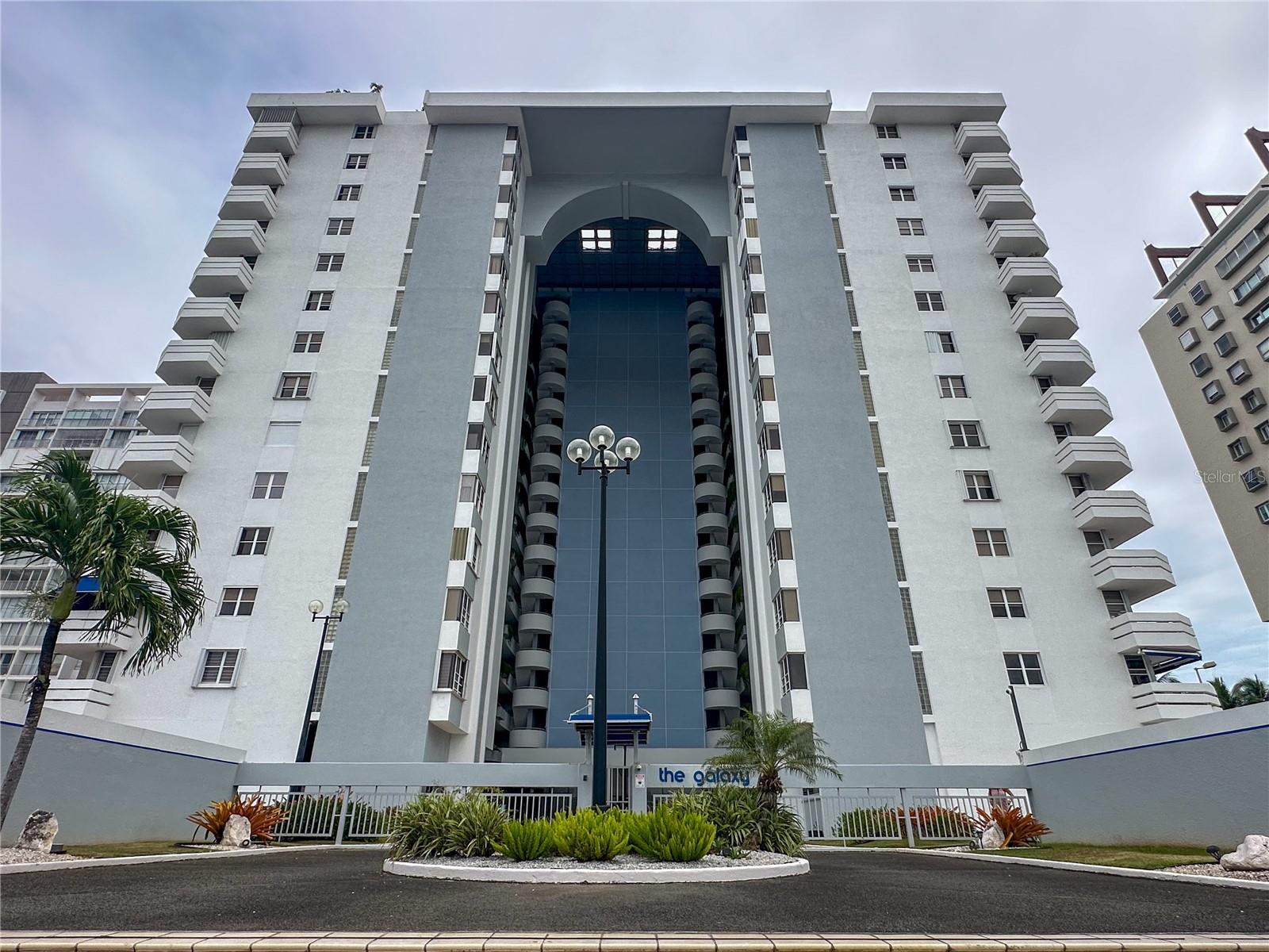 3103 Ave. Isla Verde THE GALAXY 506