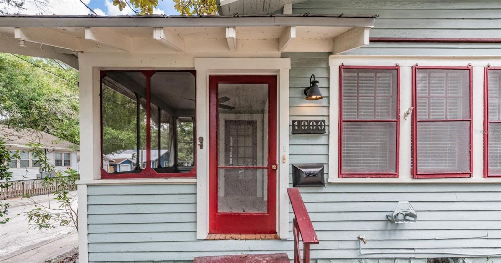 EVELYN CITY - Residential Lease