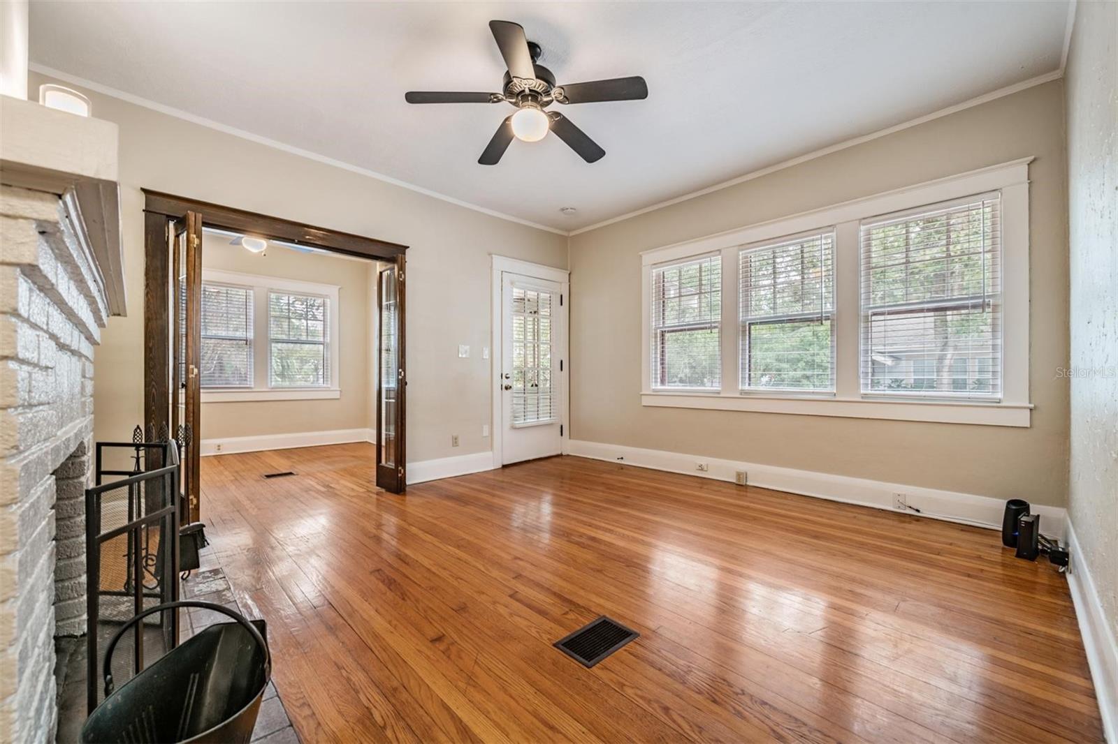 EVELYN CITY - Residential Lease