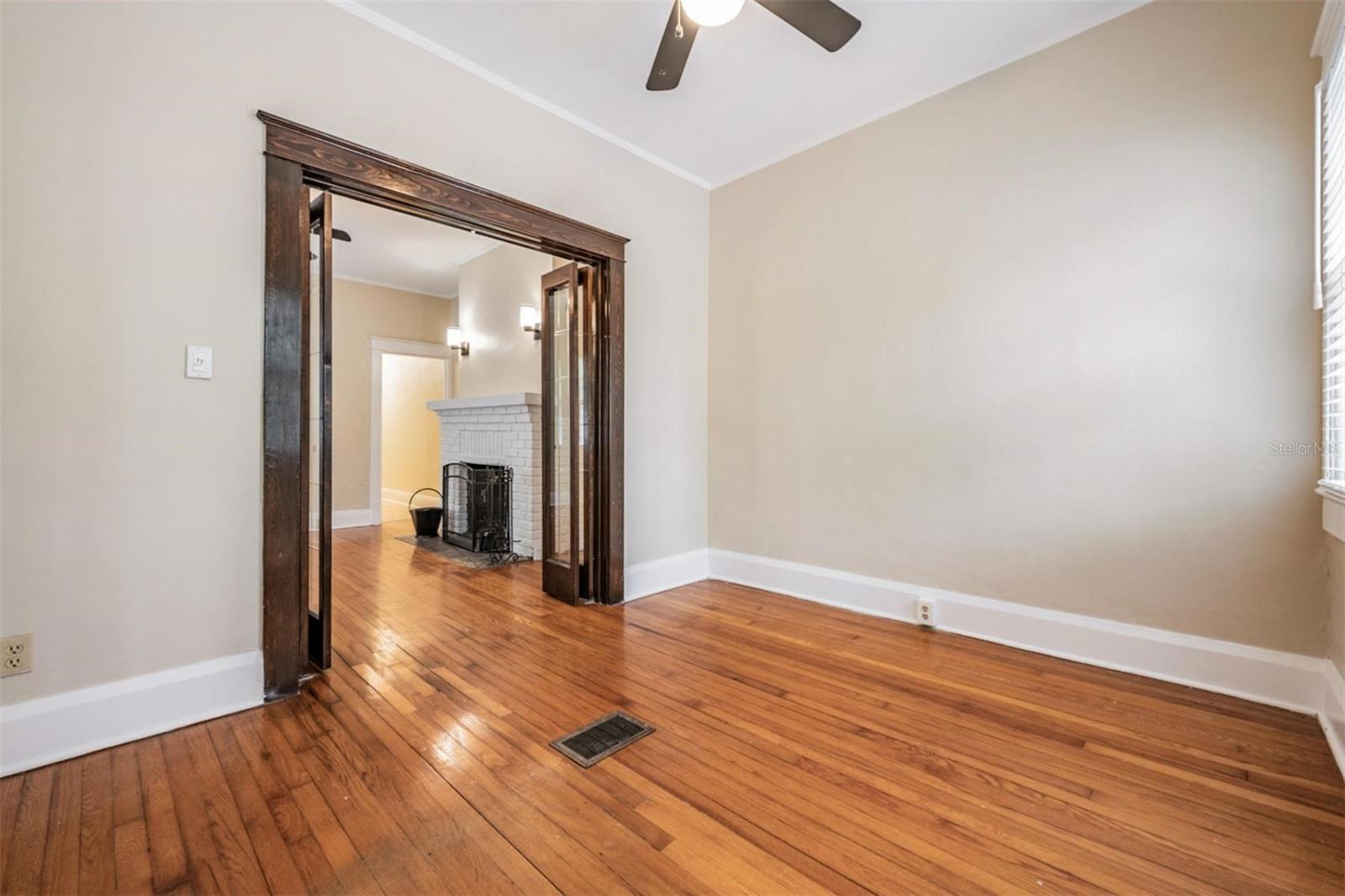 EVELYN CITY - Residential Lease