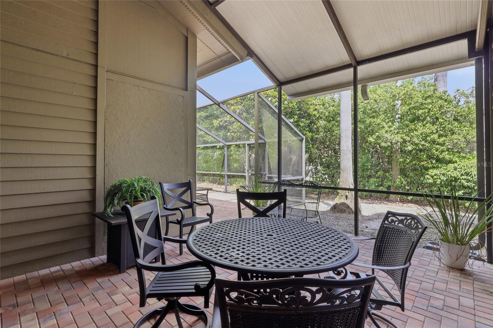 SADDLEBROOK - Residential