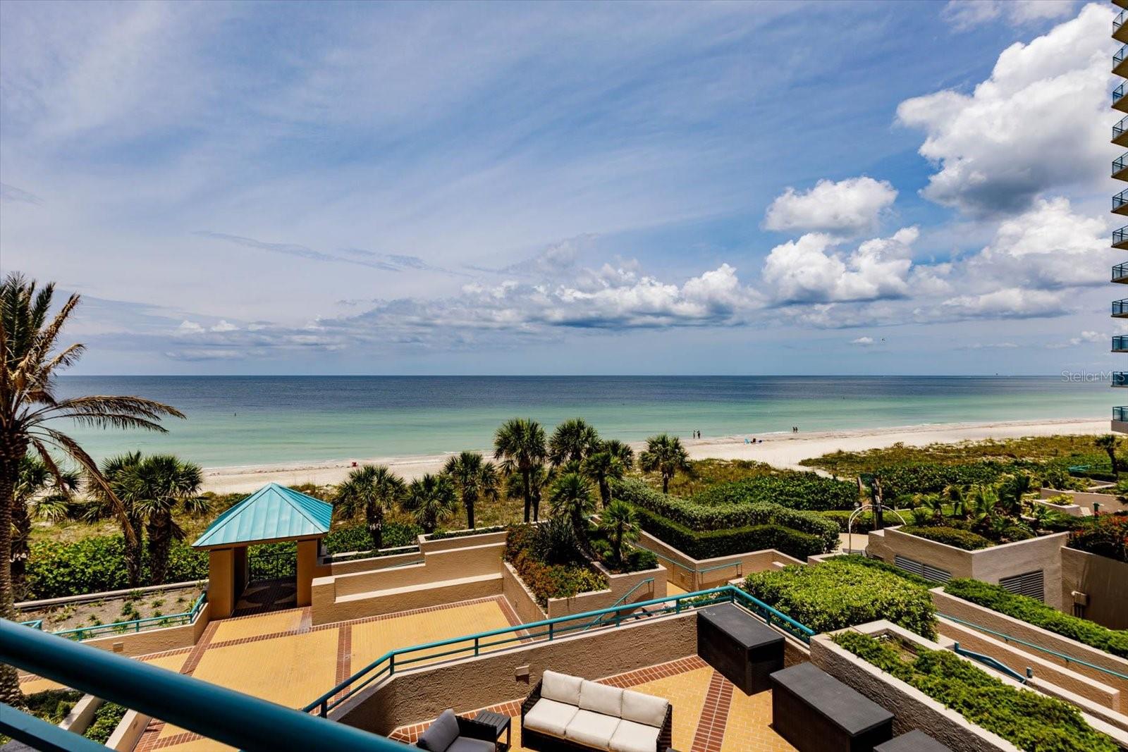 ULTIMAR THREE CONDO - Residential