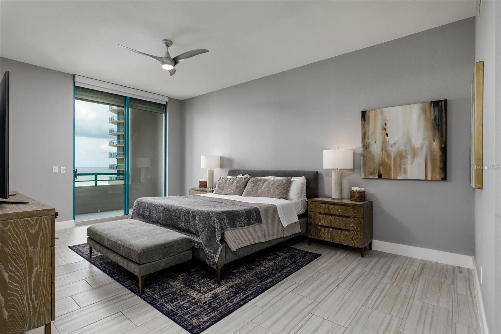 ULTIMAR THREE CONDO - Residential