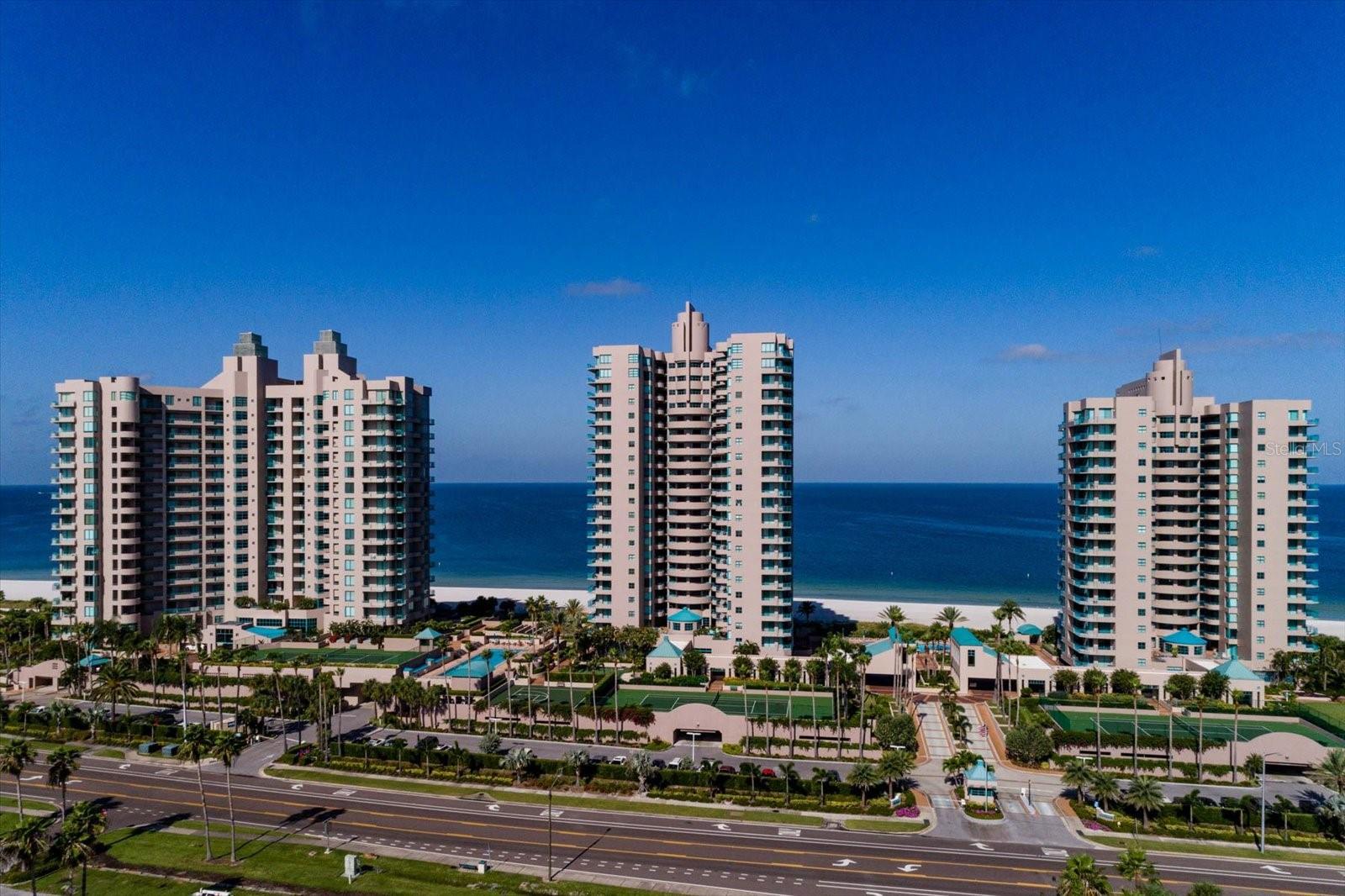 ULTIMAR THREE CONDO - Residential