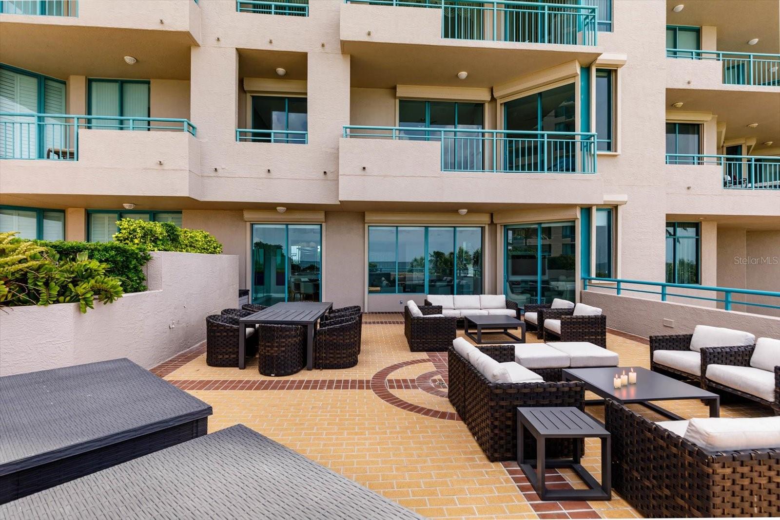 ULTIMAR THREE CONDO - Residential