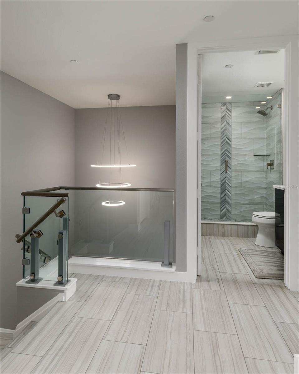 ULTIMAR THREE CONDO - Residential