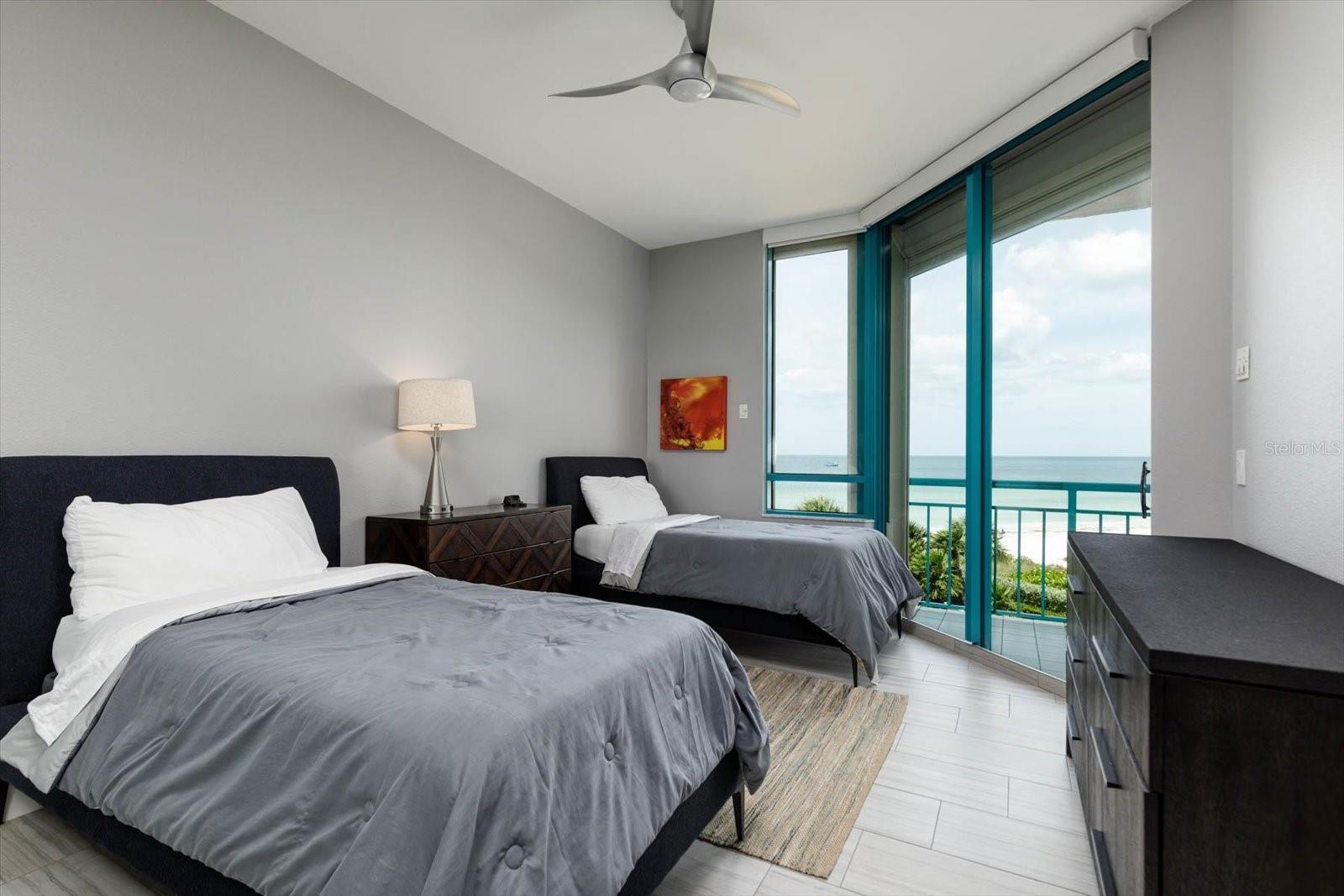 ULTIMAR THREE CONDO - Residential