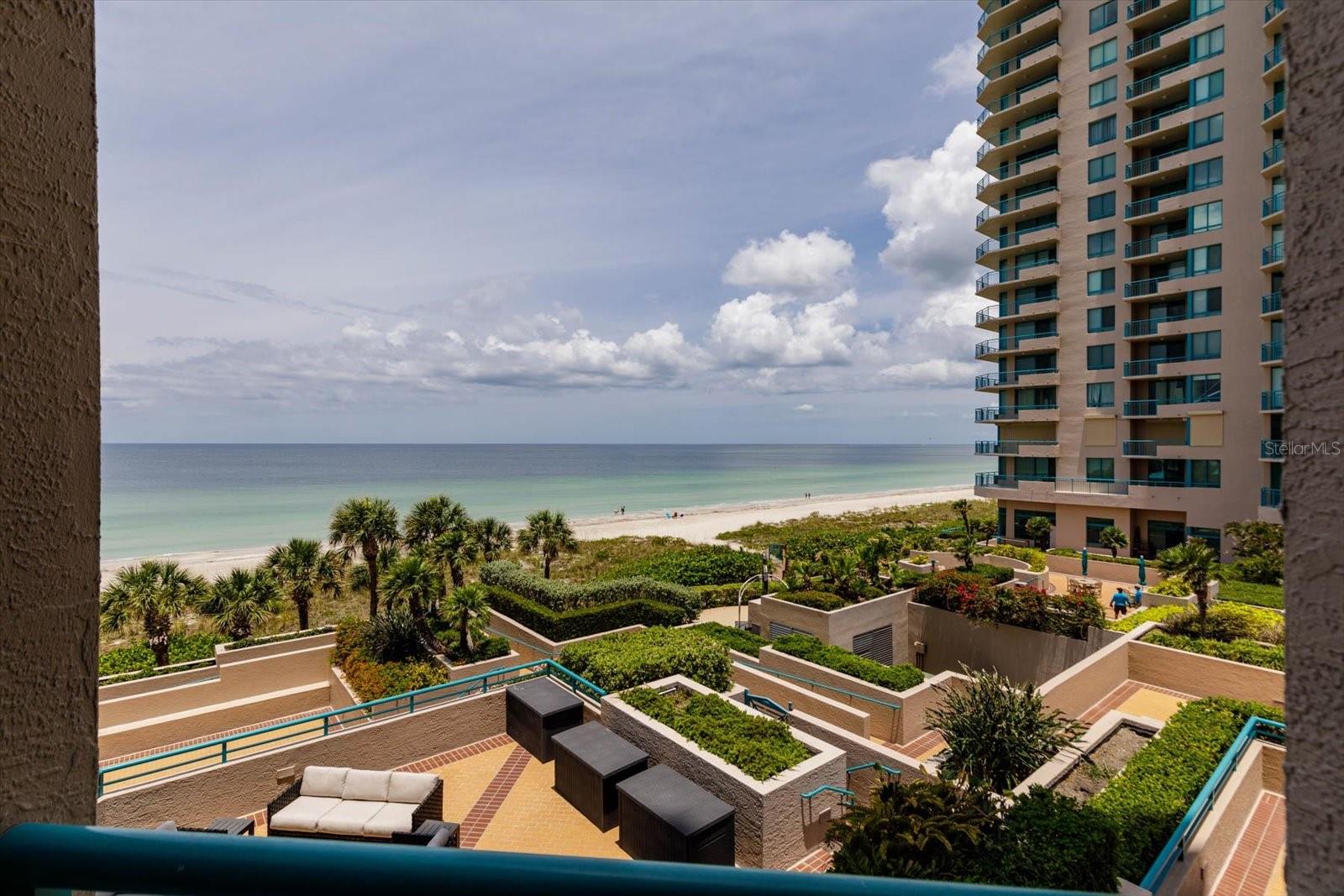 ULTIMAR THREE CONDO - Residential