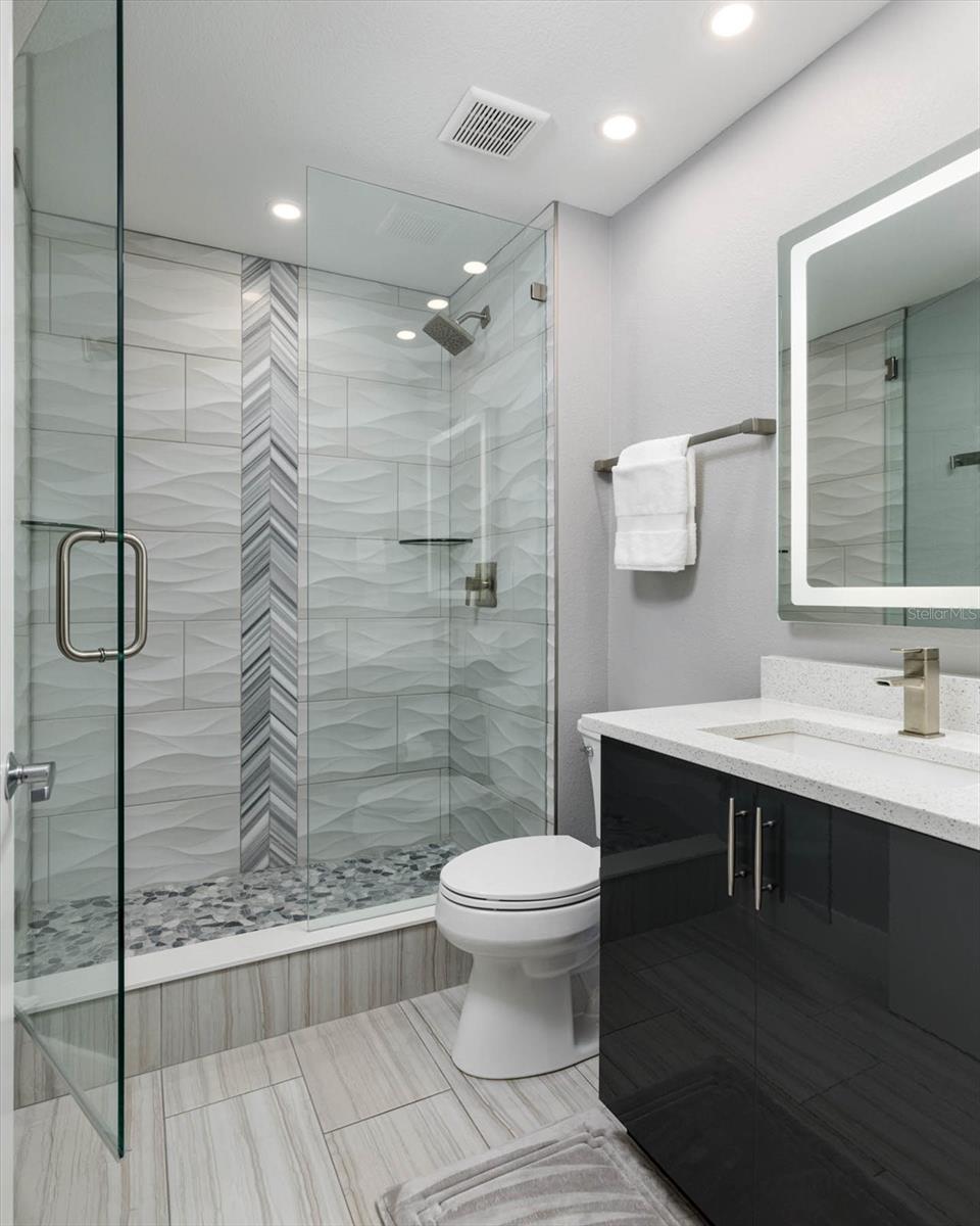 ULTIMAR THREE CONDO - Residential