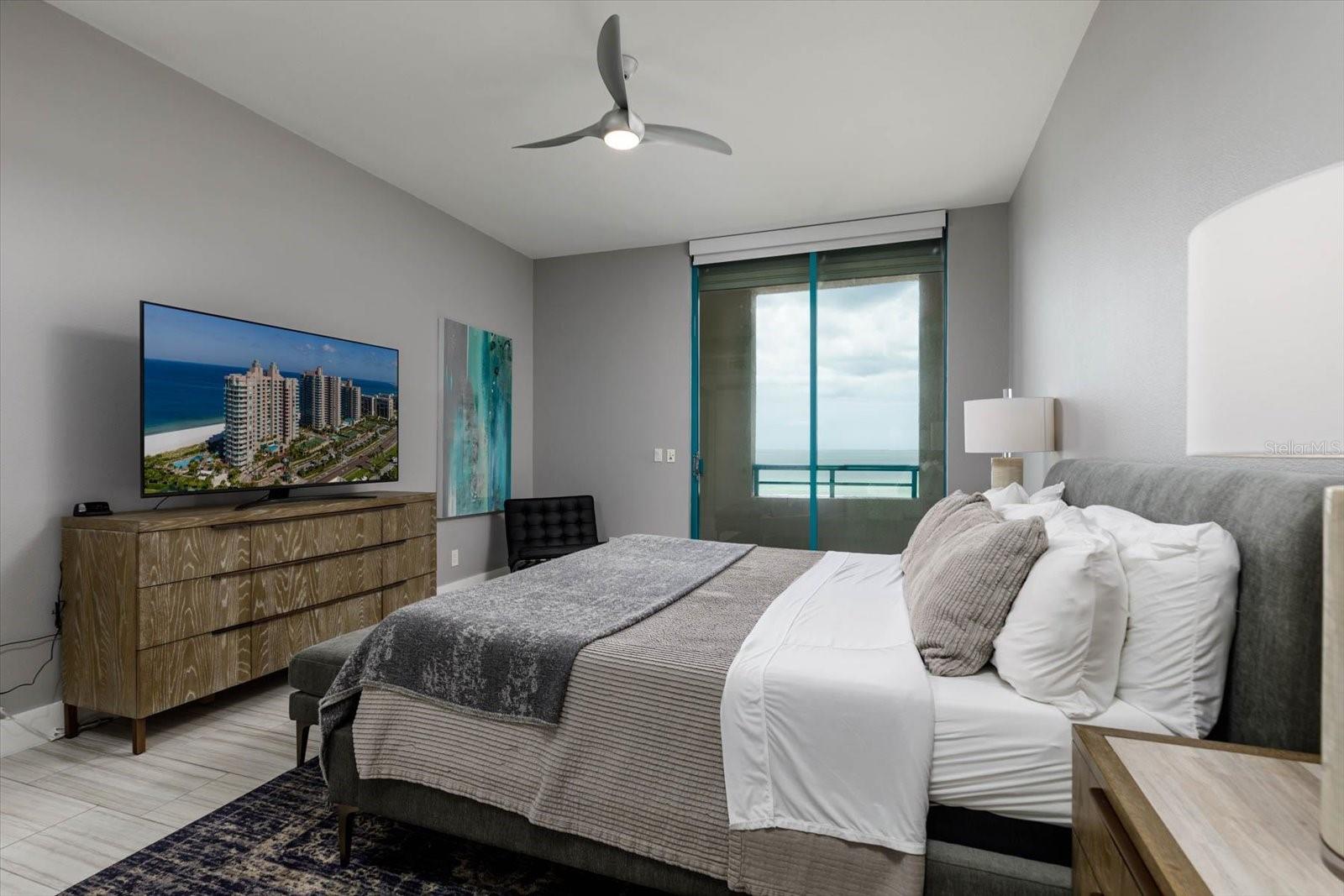 ULTIMAR THREE CONDO - Residential