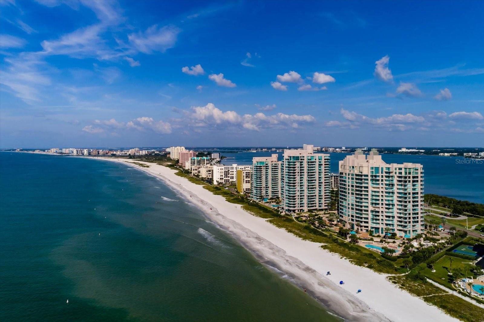 ULTIMAR THREE CONDO - Residential