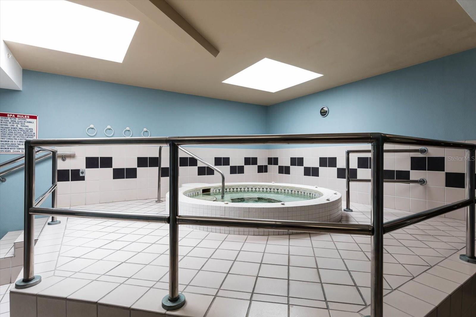 ULTIMAR THREE CONDO - Residential