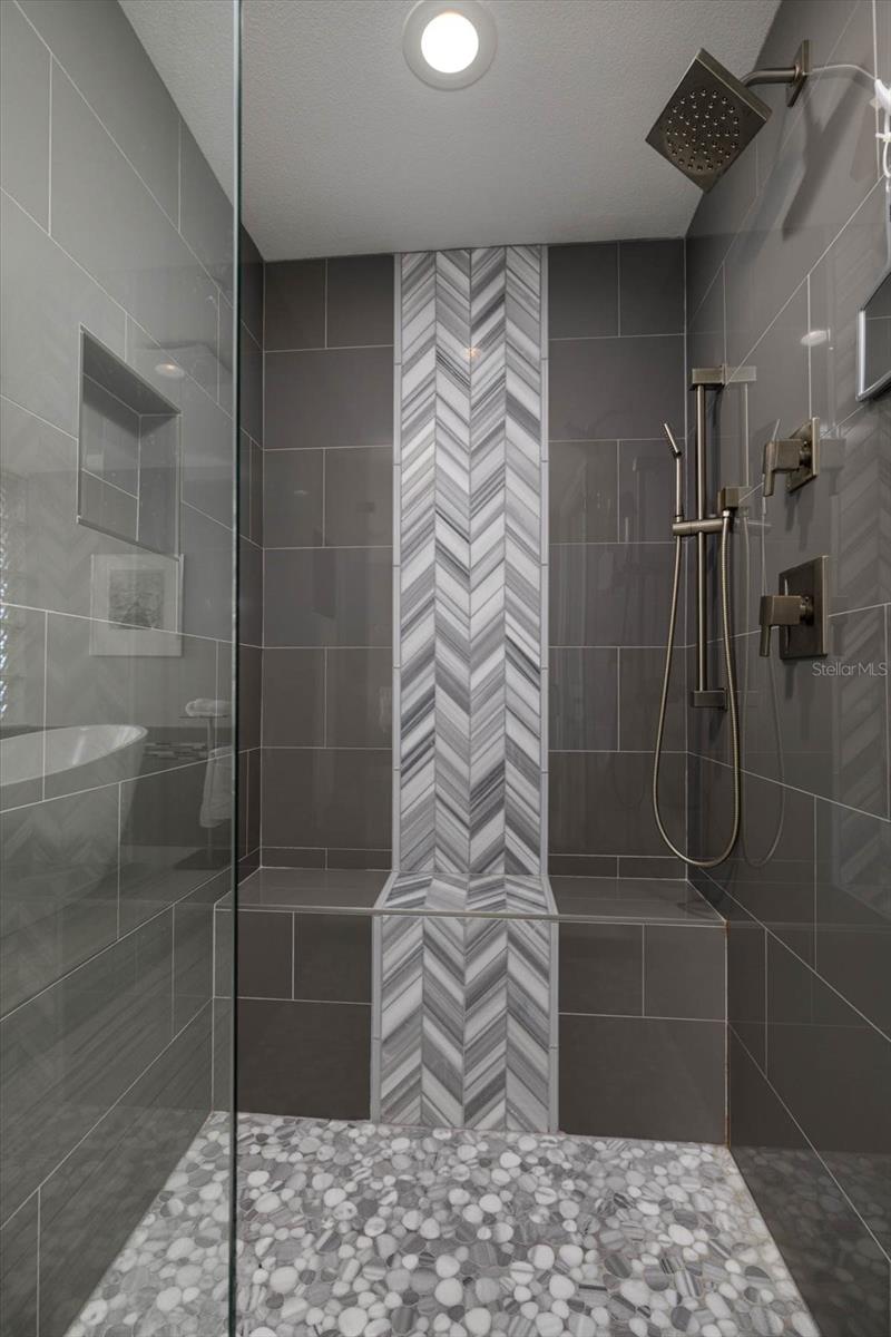 ULTIMAR THREE CONDO - Residential