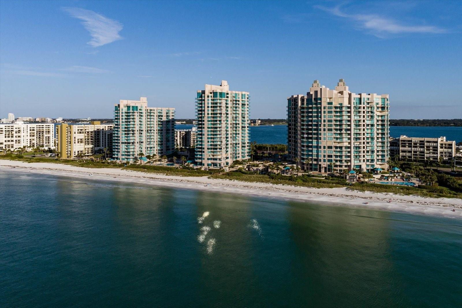 ULTIMAR THREE CONDO - Residential