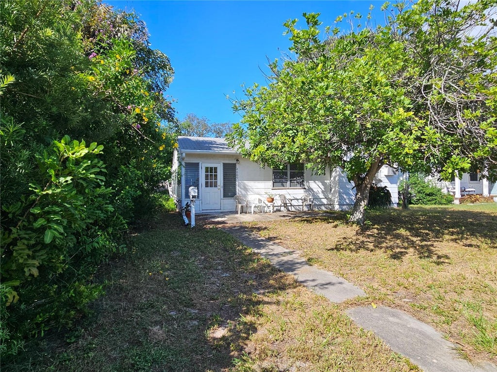 Photo of 4609 16th Avenue N, St Petersburg, FL 33713 (MLS # TB8549821)