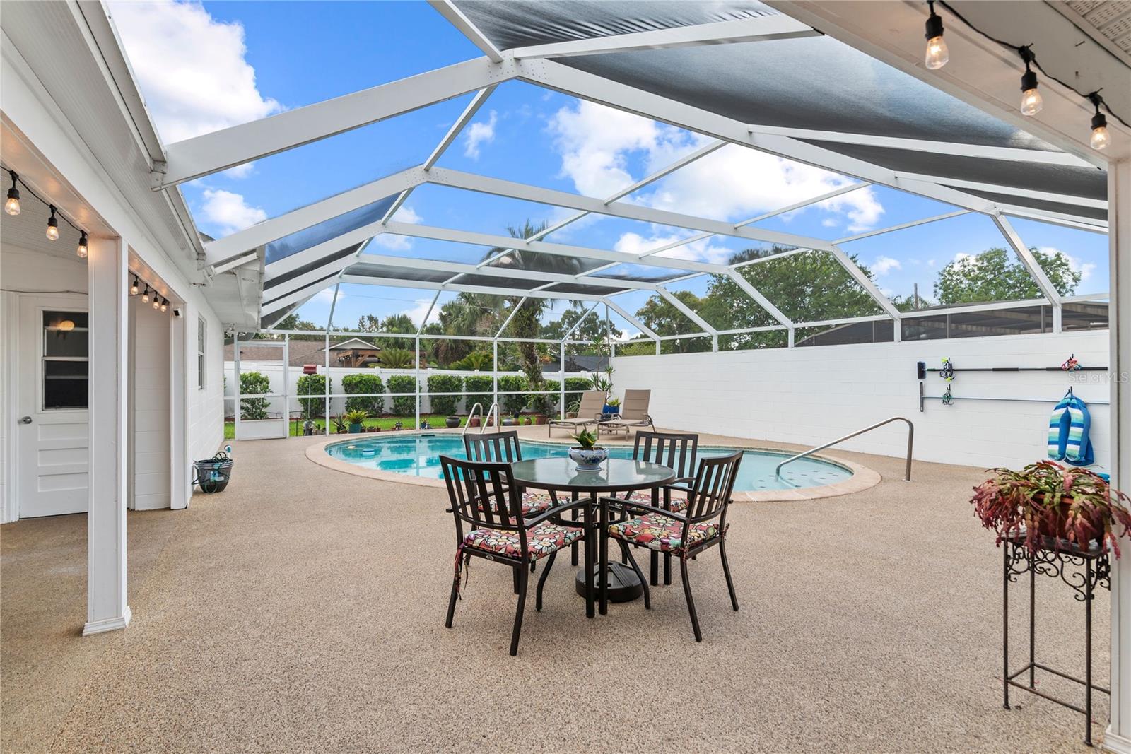407 WESTCHESTER DRIVE