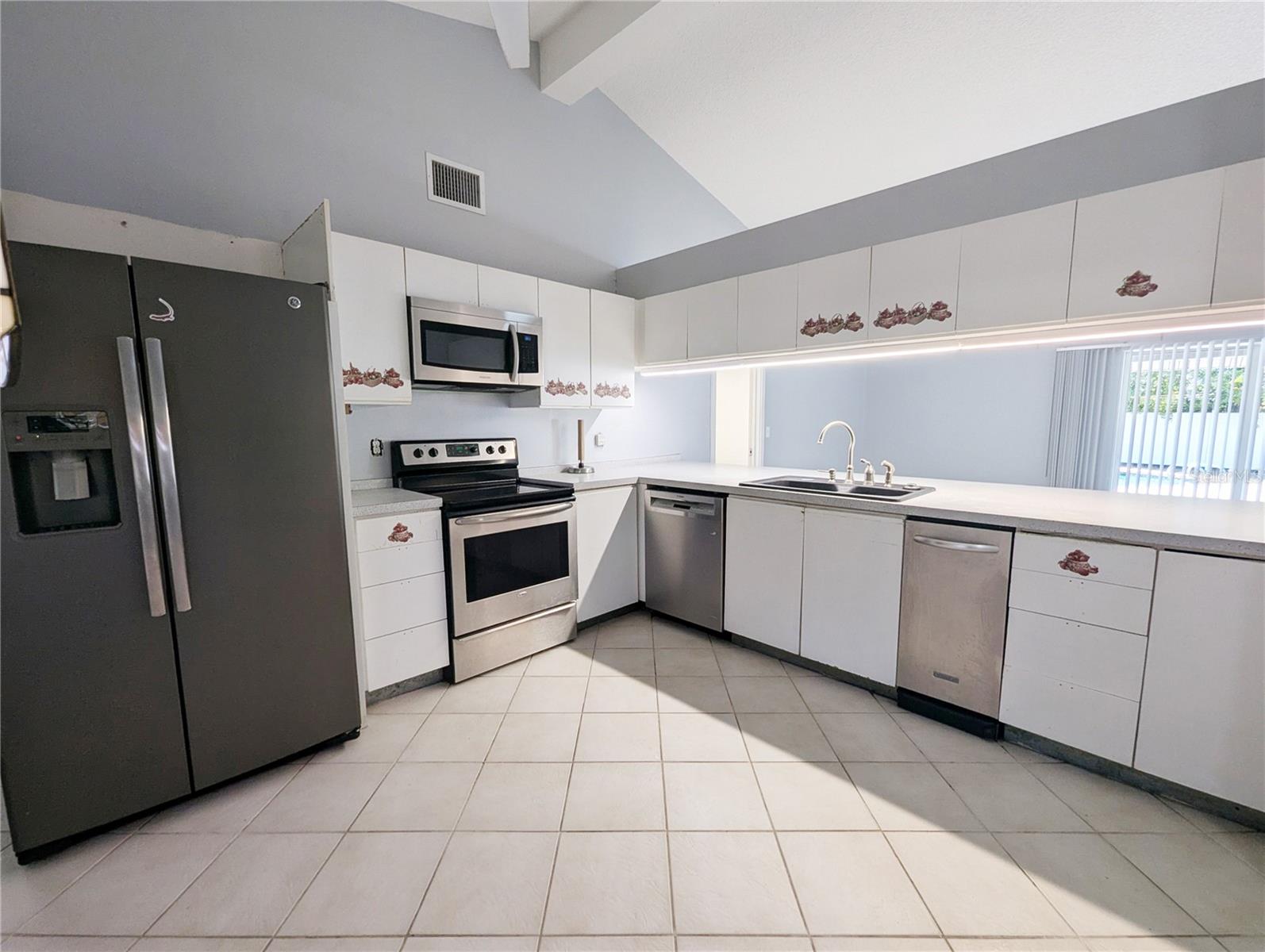 PINEBROOK SOUTH - Residential