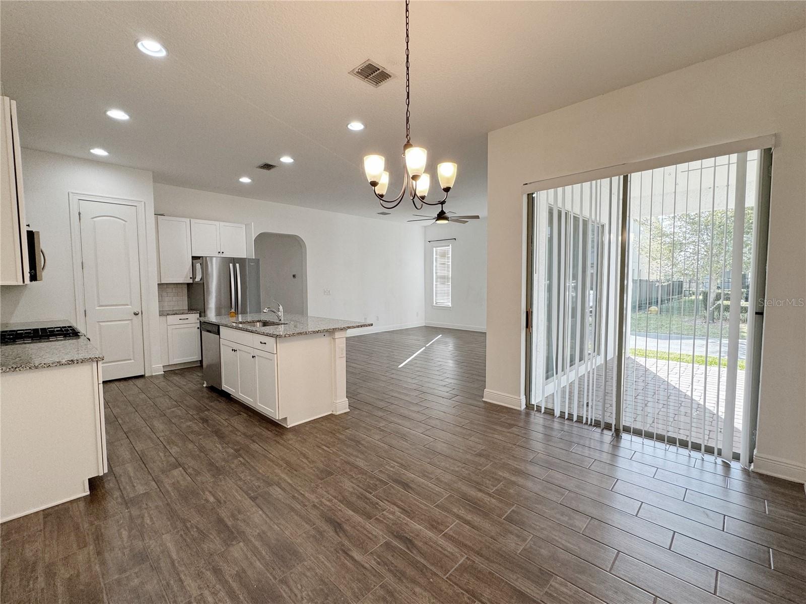 WATERSIDE/JOHNS LK-PH 2A - Residential Lease