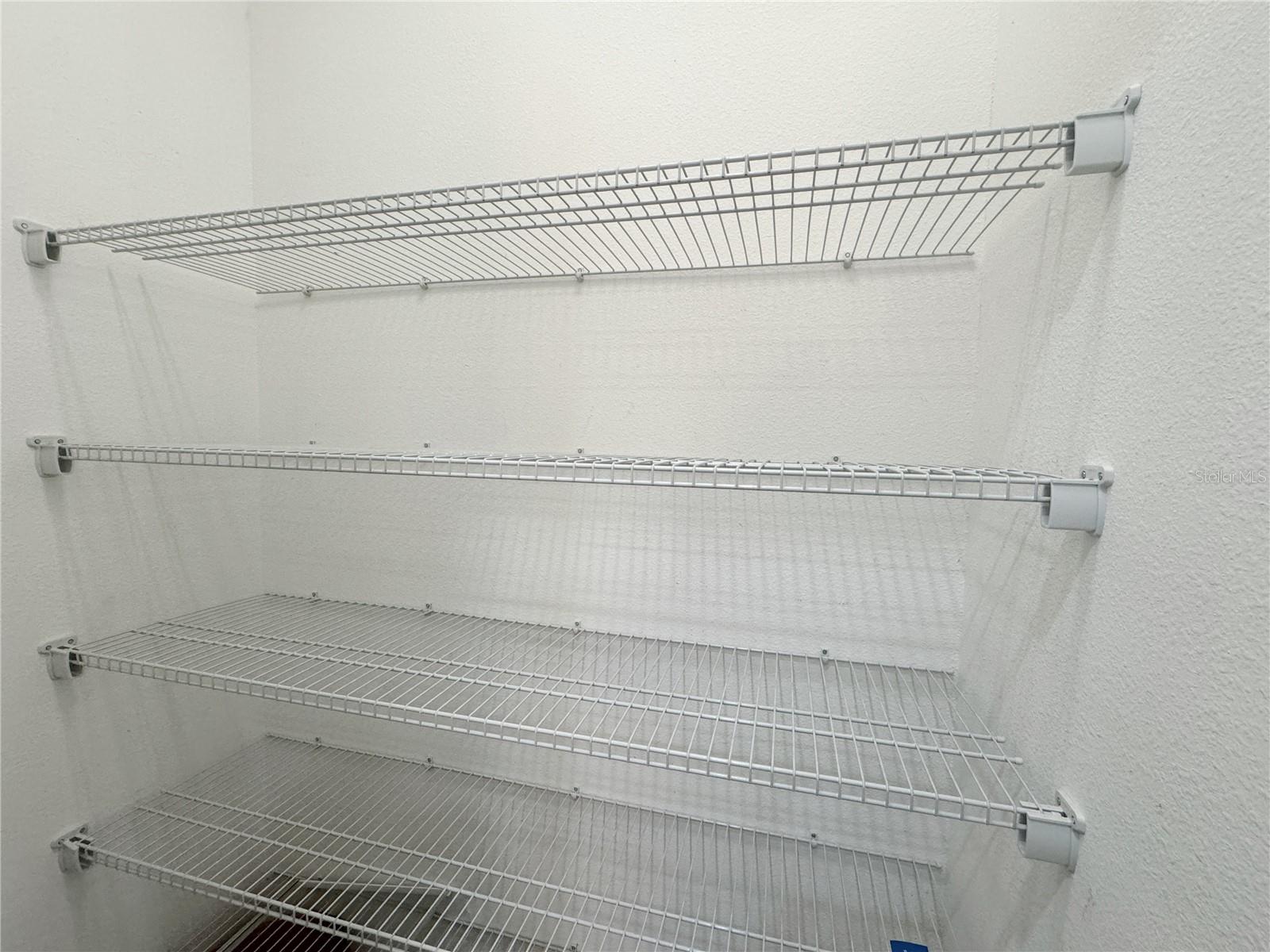 WATERSIDE/JOHNS LK-PH 2A - Residential Lease